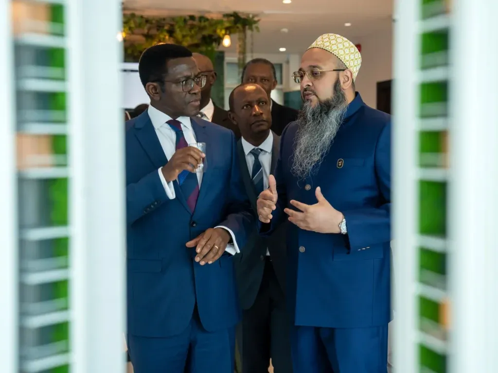 2025_12_Prime-Minister-Charles-Peter-Mayiga-and-CEO-Yousuf-Fakhruddin-1024x768.webp